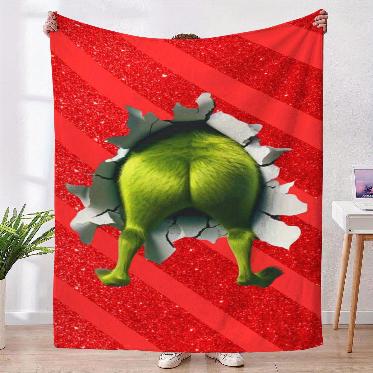 A plush wool blanket featuring - Home Textiles Images ulasan dan harga